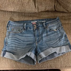 Levi shorts